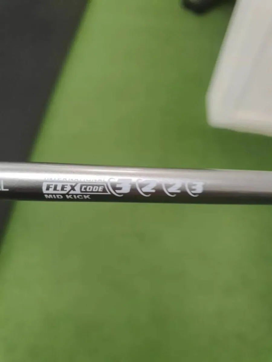 Srixon ZX7 Mk II Driver 10.5° – Regular Flex - Image 4
