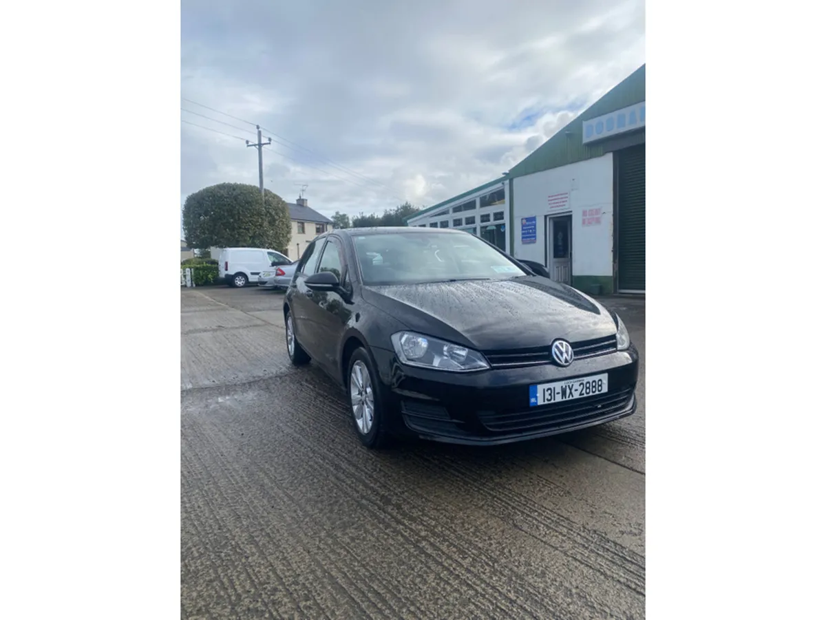 Volkswagen Golf 1.6 TDI BLUEMOTION 105PS 5DR - Image 3