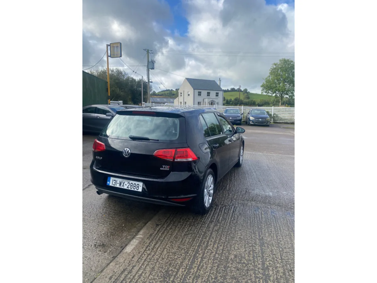Volkswagen Golf 1.6 TDI BLUEMOTION 105PS 5DR - Image 4