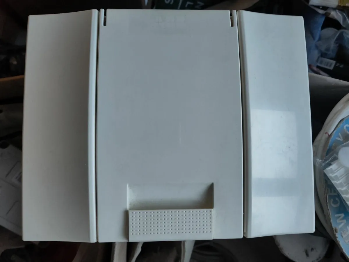 Shower priority switches - Image 1