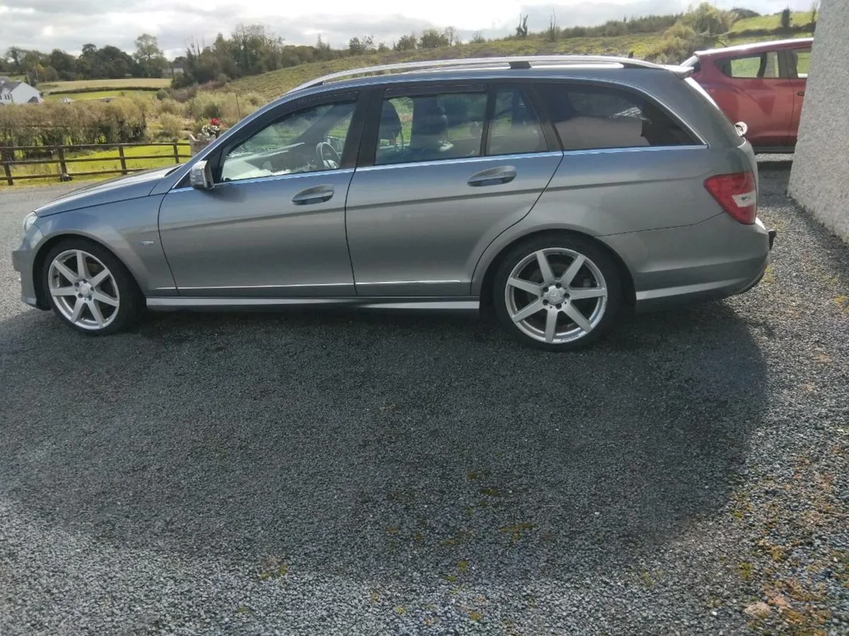2011 mercedes c250 amg - Image 4