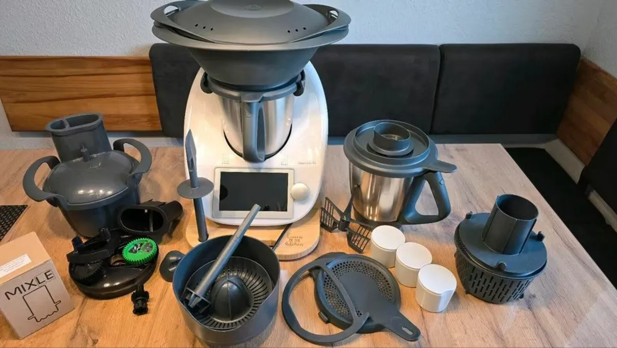 Thermomix TM6 warranty loads and extras - Image 1