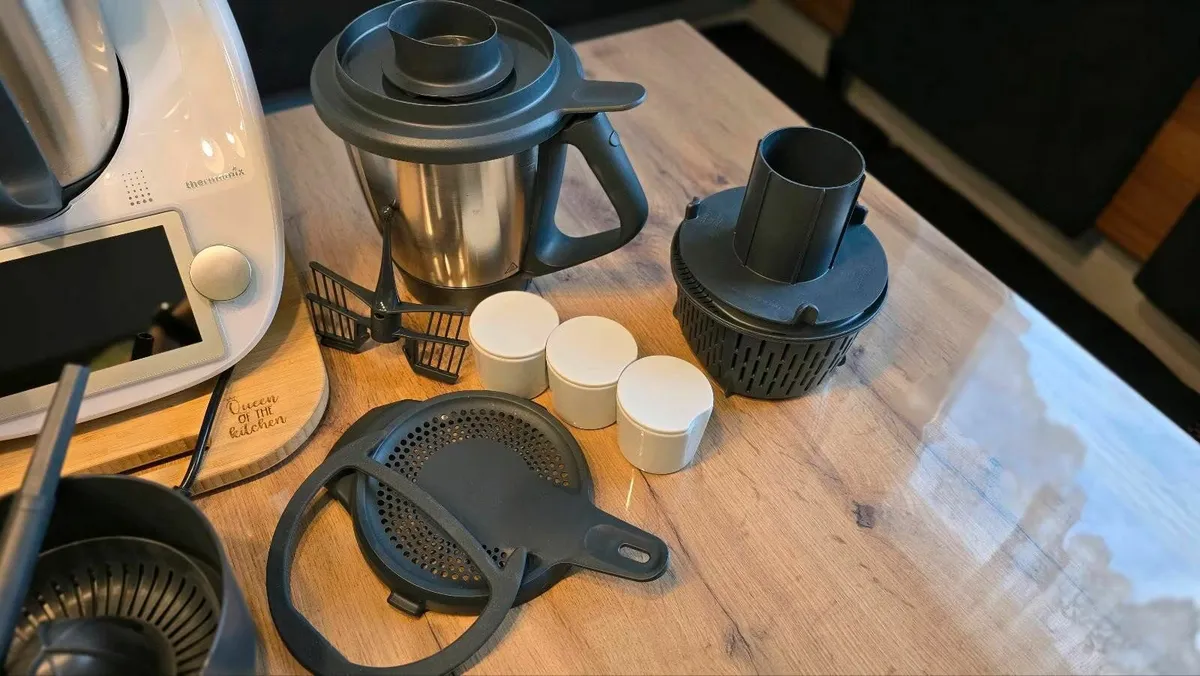 Thermomix TM6 warranty loads and extras - Image 4