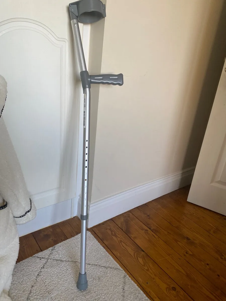 Crutch - Image 2