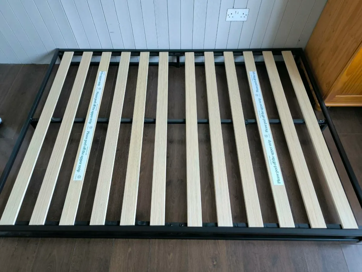 Double Mattress and metal bed frame - Image 2