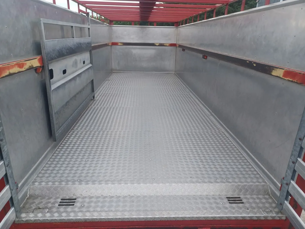 24ft lynch cattle trailer - Image 4