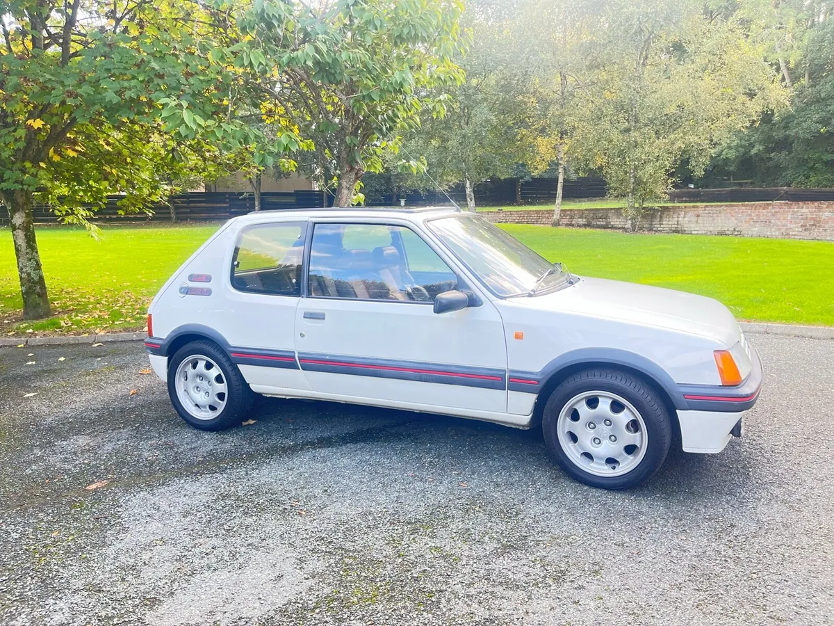 Peugeot 205 GTI 1.9 - Image 1