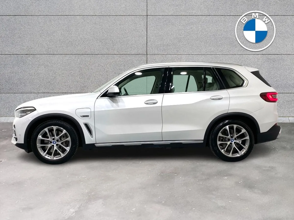 BMW X5 Xdrive45e Xline - Image 3