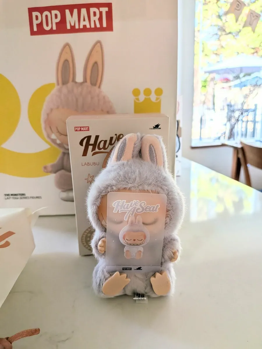 Labubu - Have a Seat Vinyl Plush Blind Box Zizi - Image 1