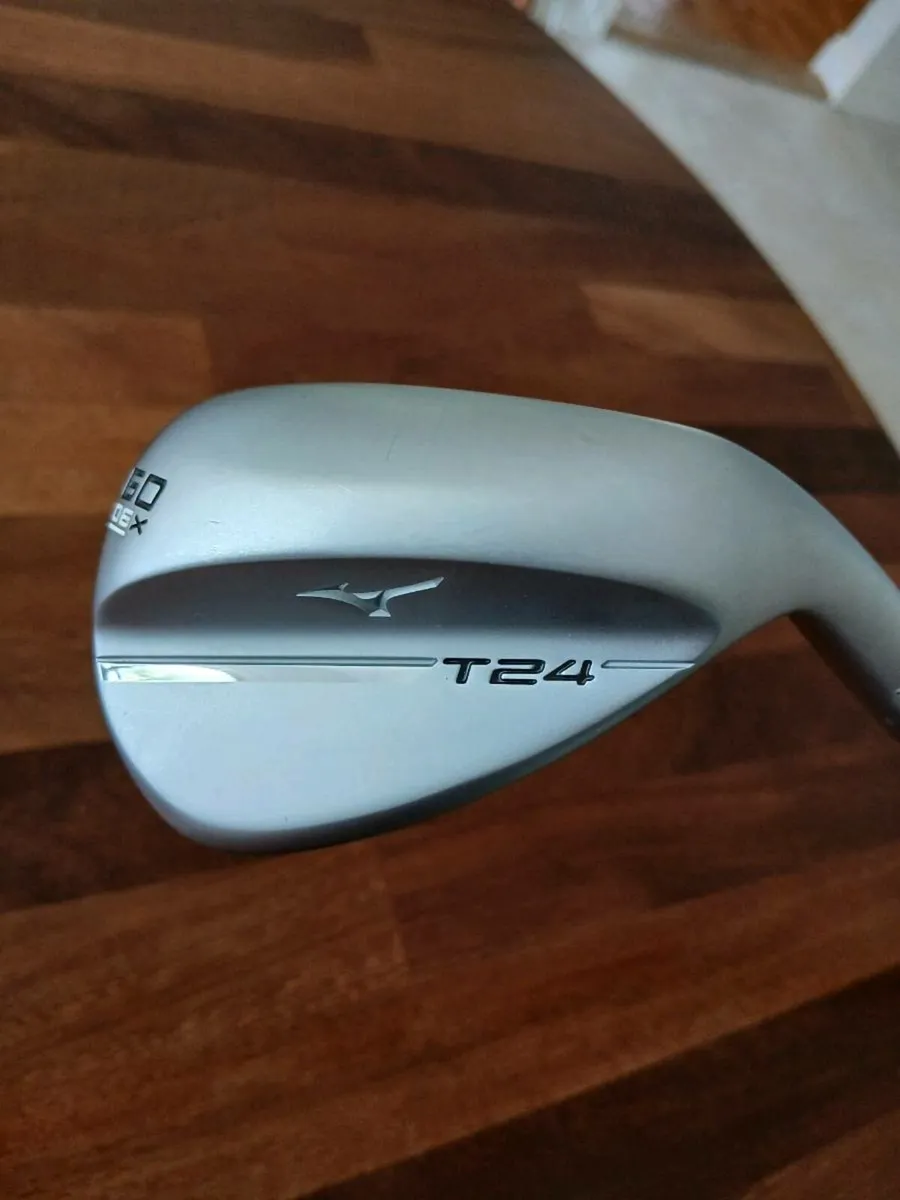 Mizuno T24 wedge - Image 1