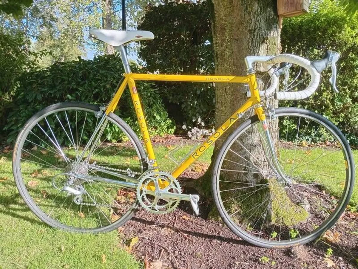 Rosola Shimano 600 8 sp 55.5 cm, SLX tubing, 8.05 kg lugged steel frame with chrome. Vintage, classic road bike - Image 1