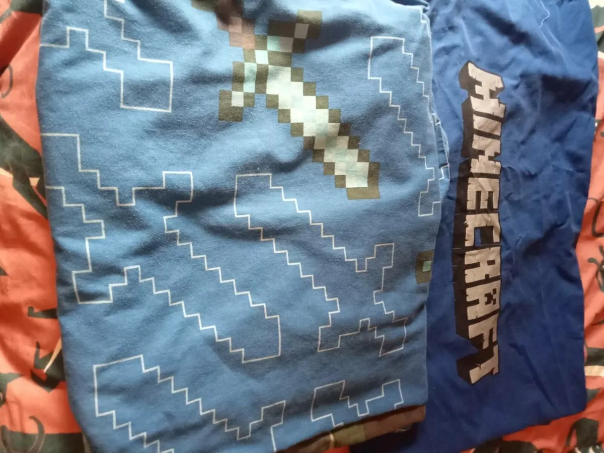 Minecraft single bed covers x 2 - Image 2
