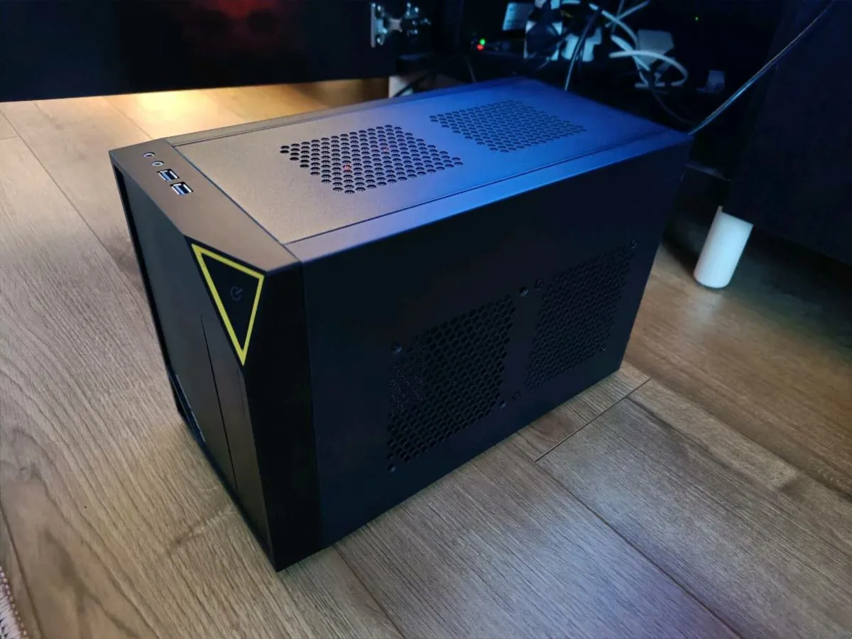 Compact Gaming PC - Image 1