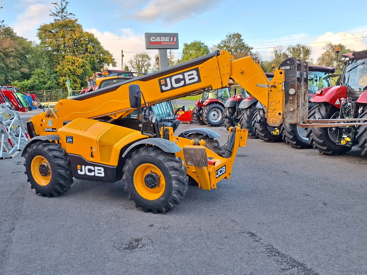 2021 JCB 540-140 - Image 2
