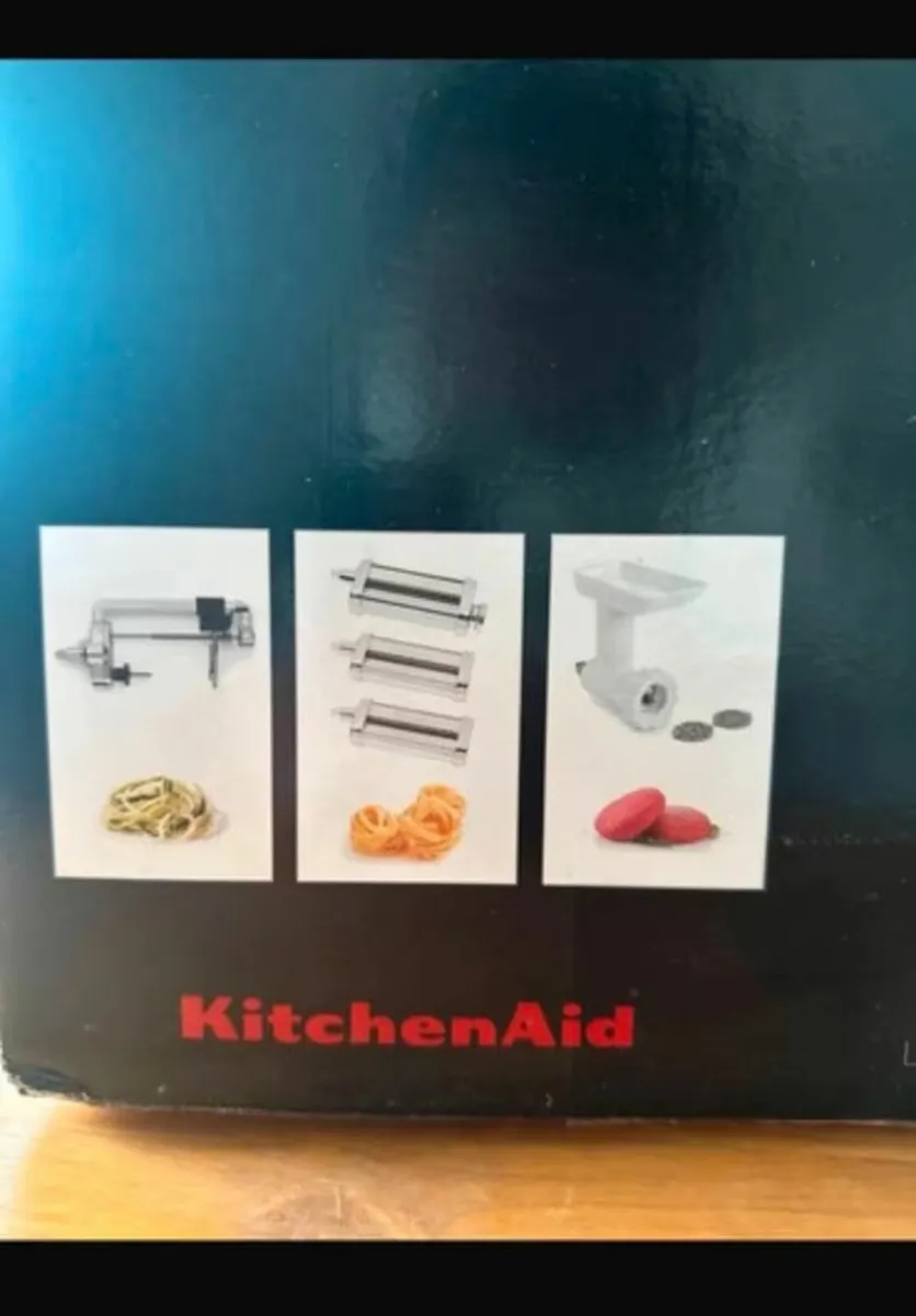 KitchenAid red brand new in box with warranty - Image 2
