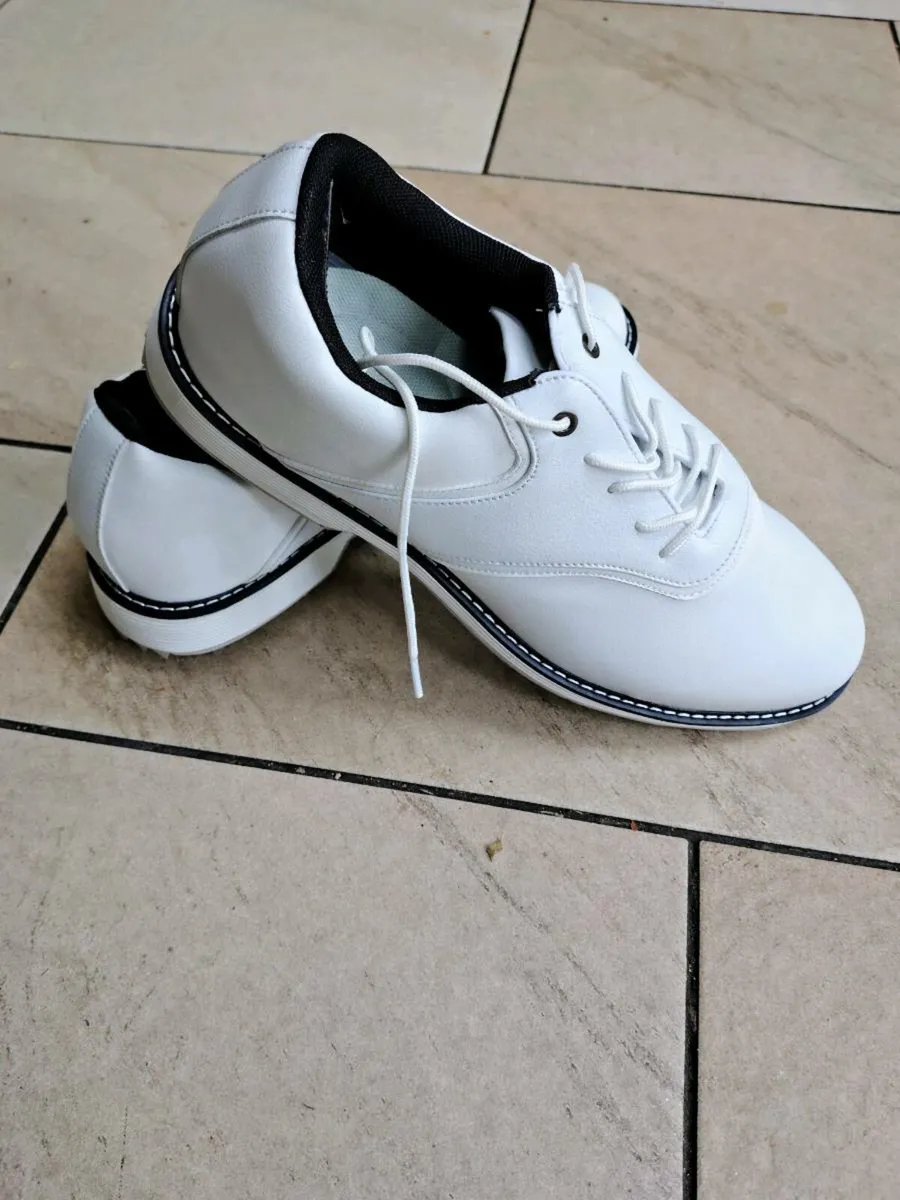 Golf shoes NEW UK11 - Image 1