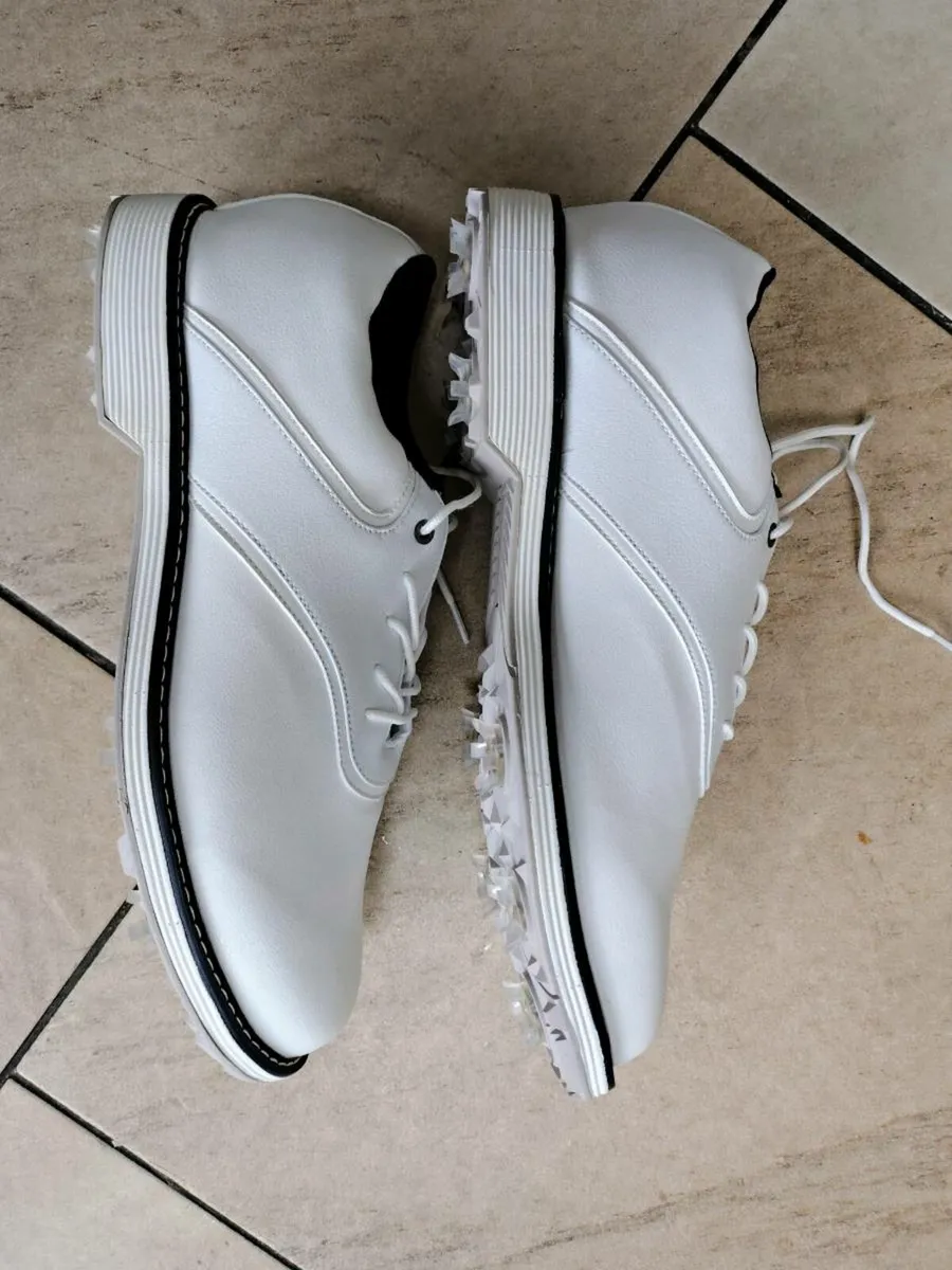 Golf shoes NEW UK11 - Image 3