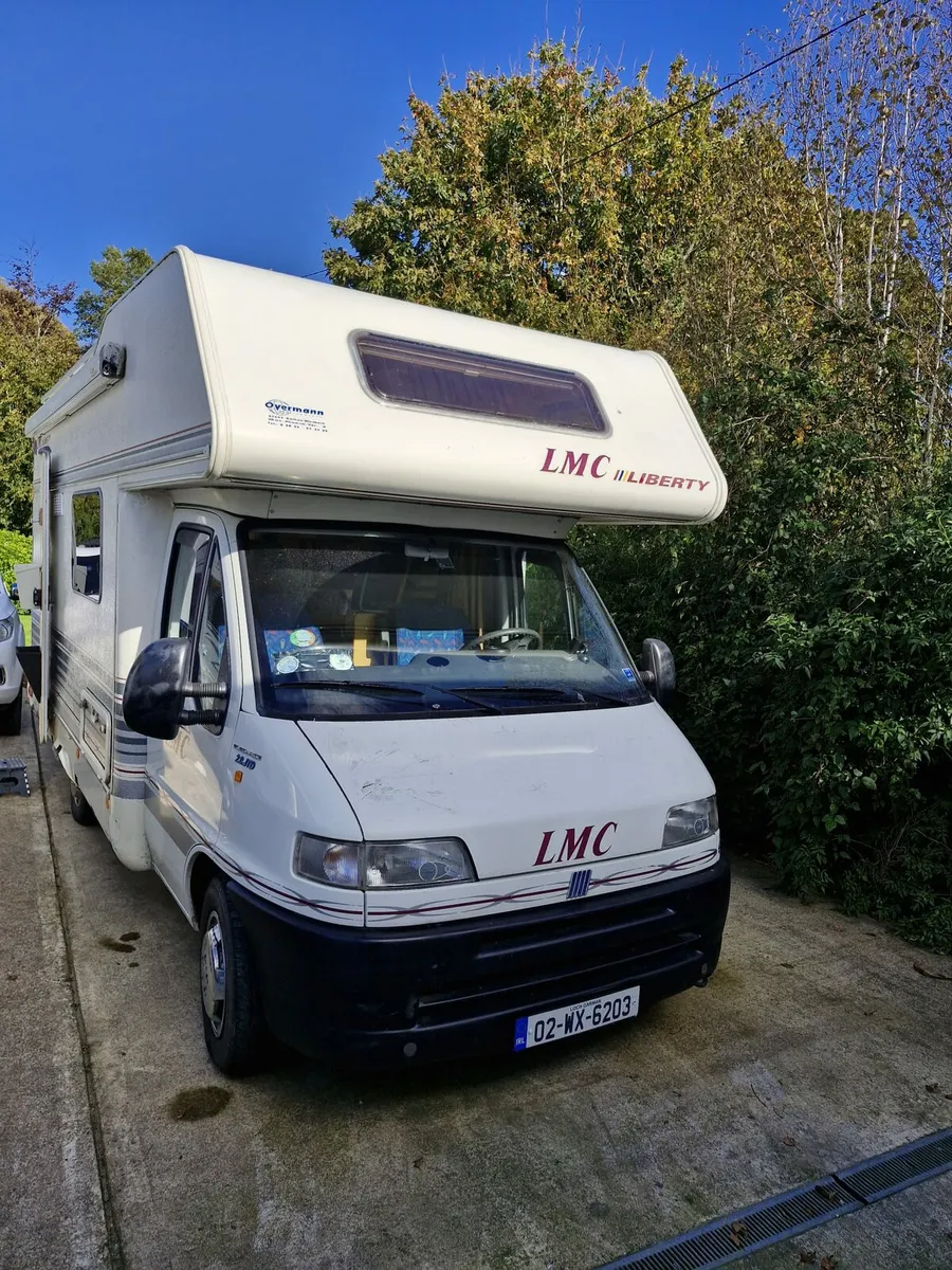 Camper - Image 1