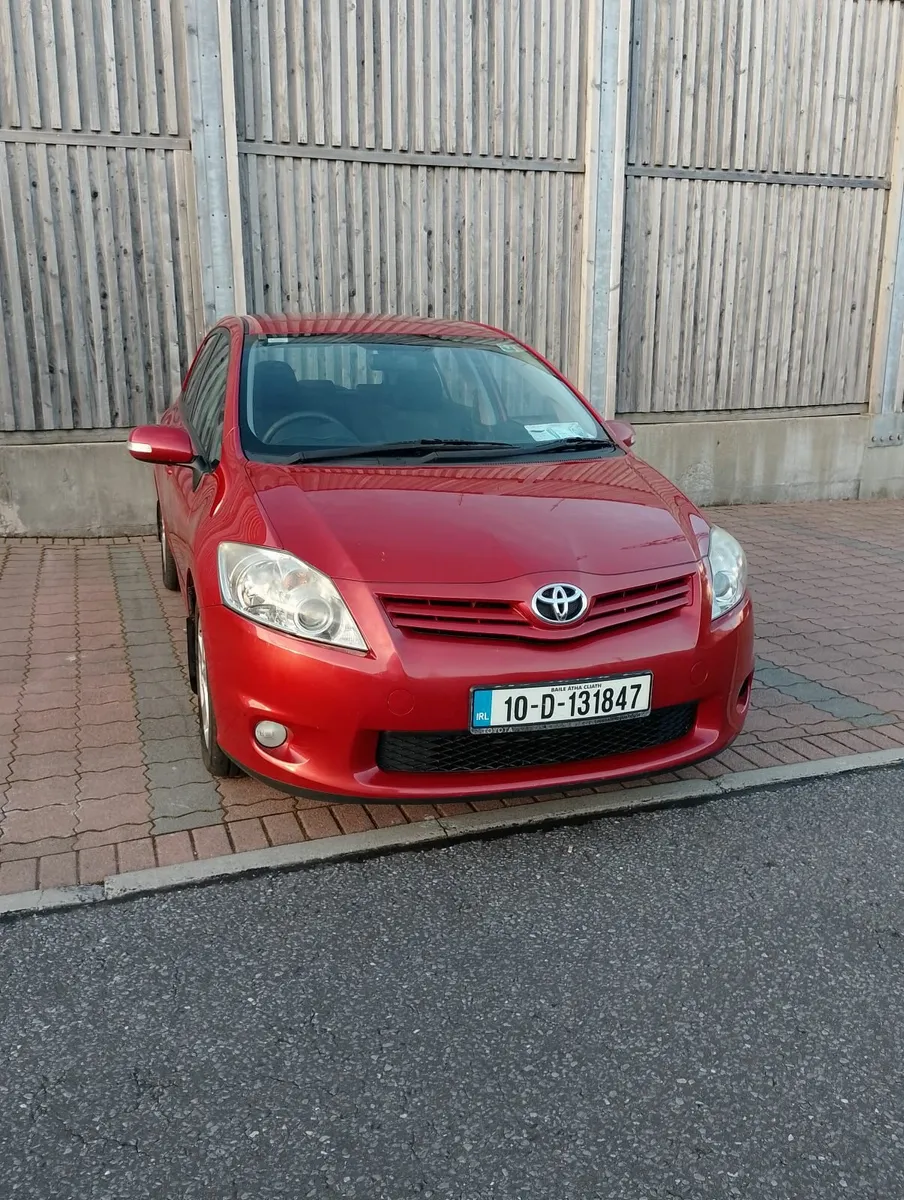 New NCT 09/26 Auris Toyota - Image 1