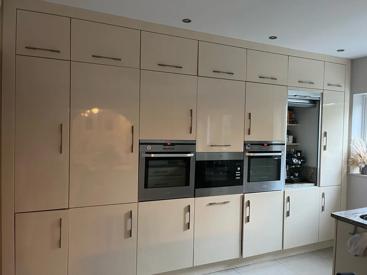 Kitchen - Image 2