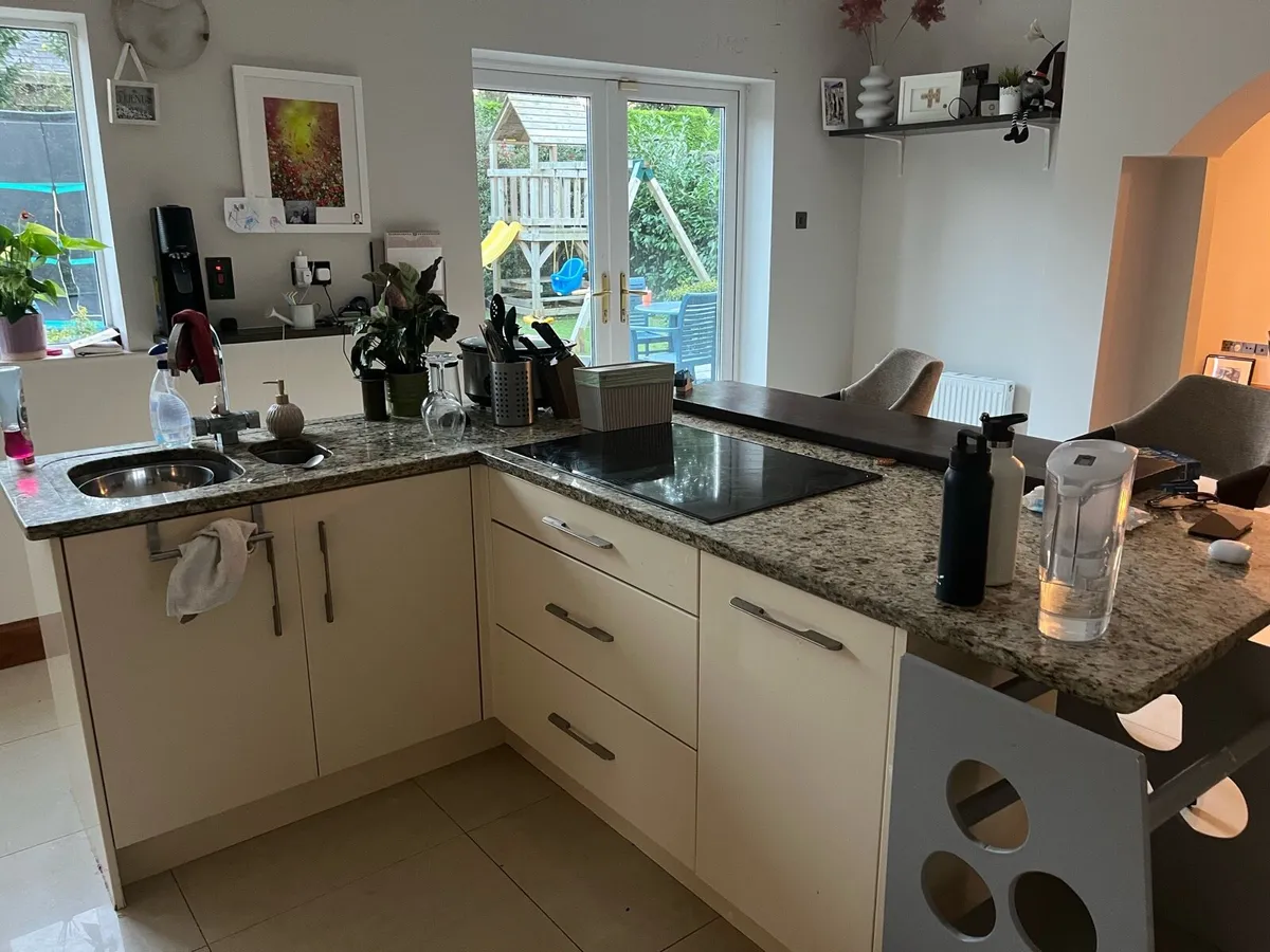 Kitchen - Image 3