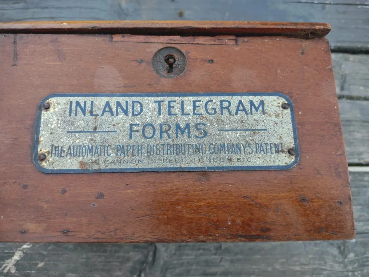Inland telegraph paper roll dispenser - Image 3