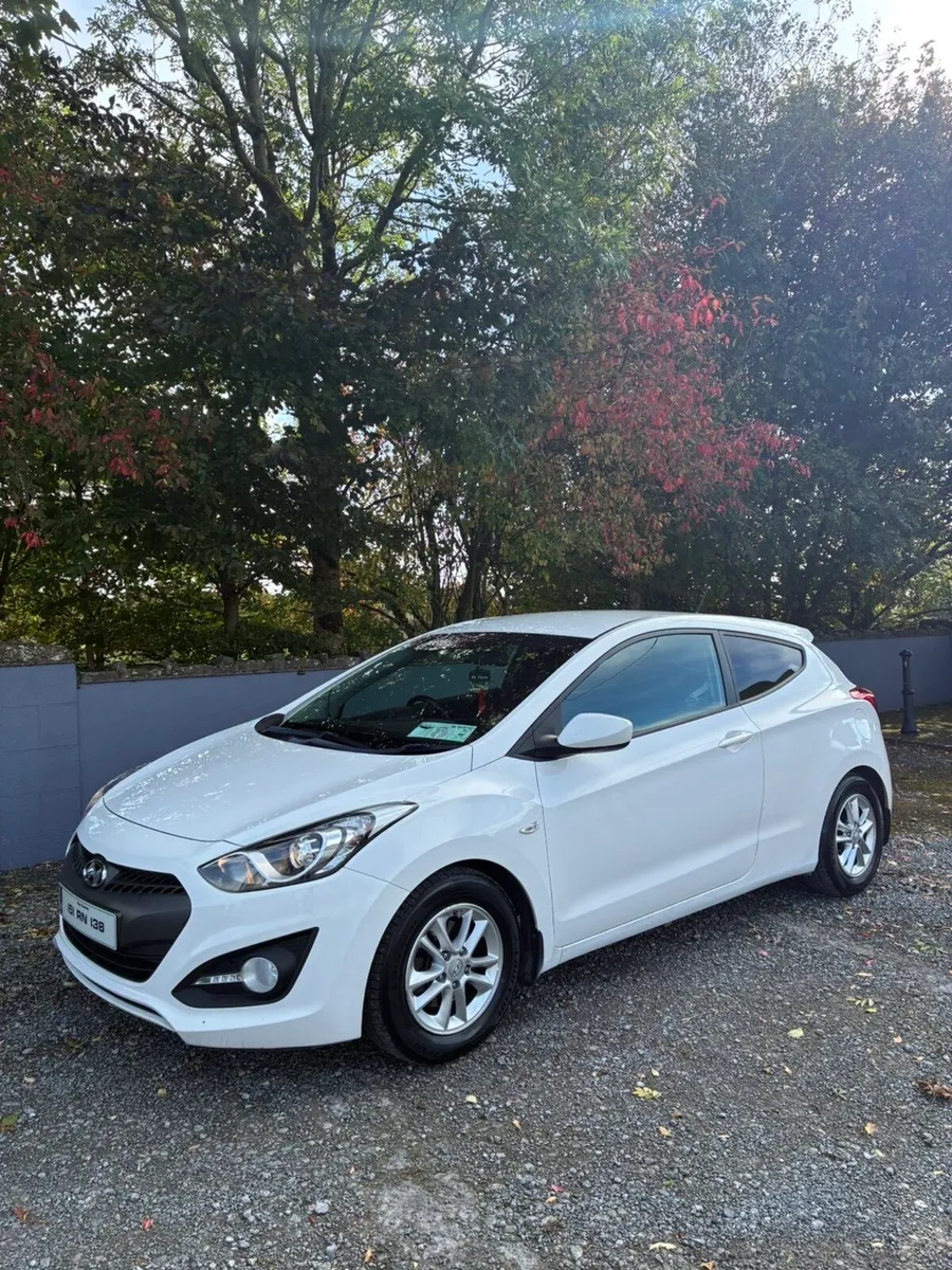 Hyundai i30 Van - Image 1