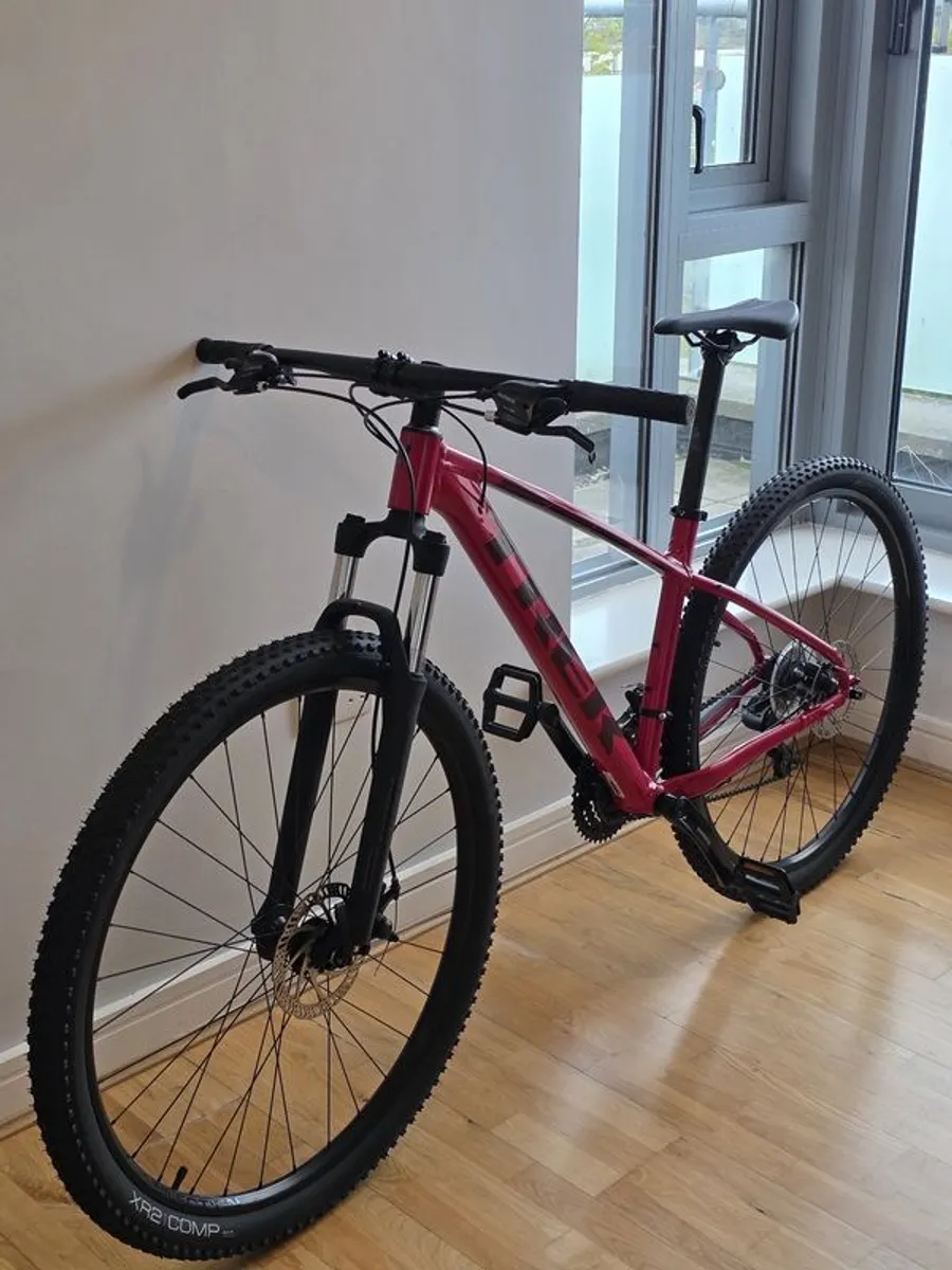 Trek Marlin 5 - Image 1