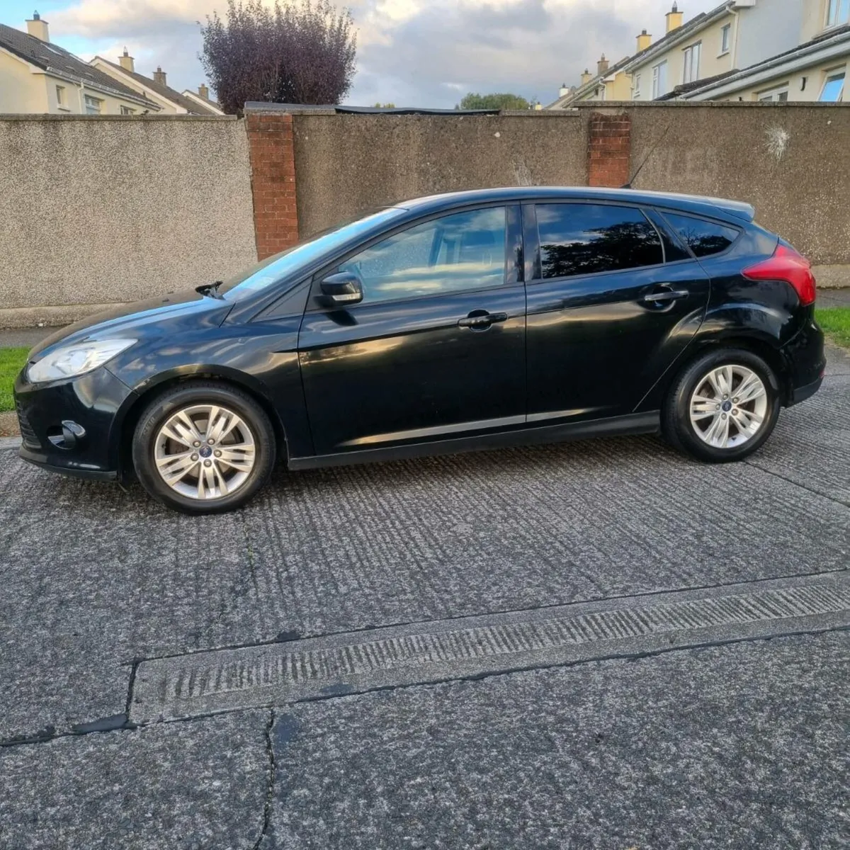 Ford focus - Image 2