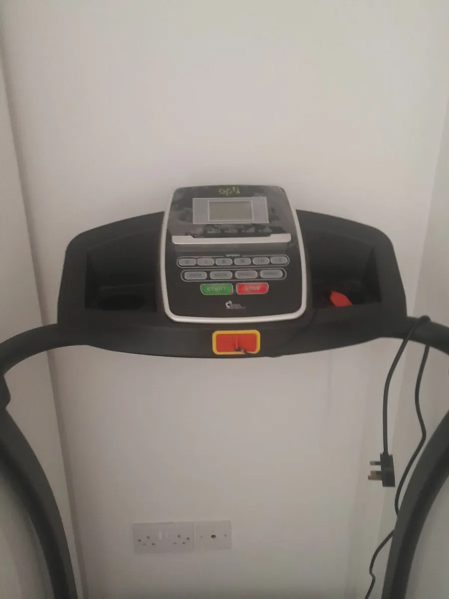 Treadmill - Image 1