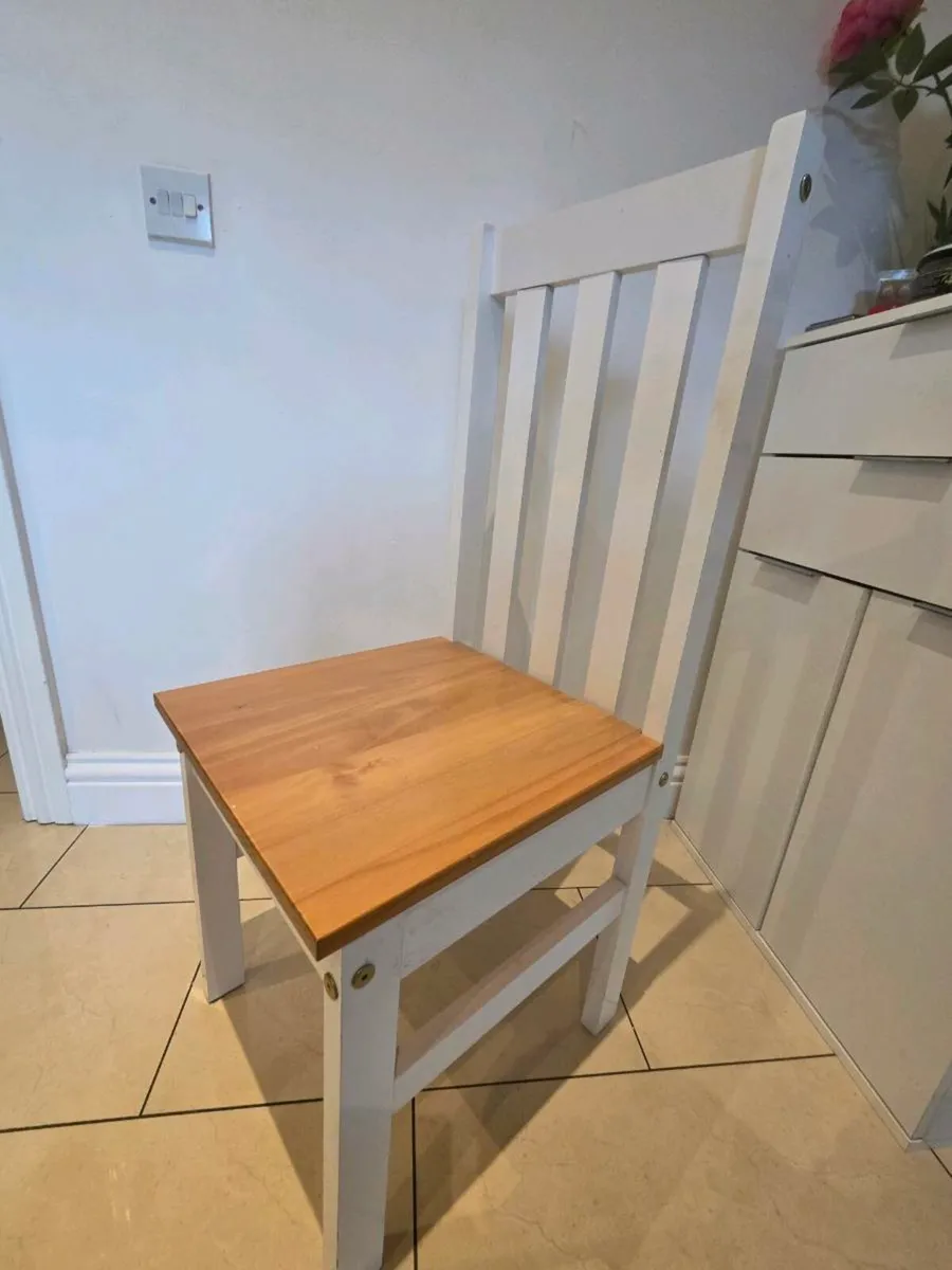 Dining table with 3 chairs - Image 4