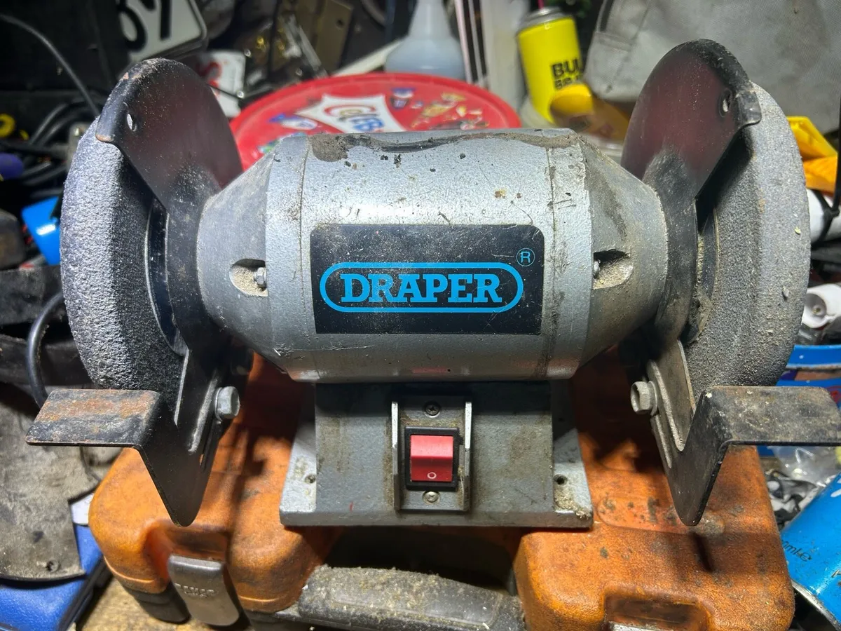 Bench grinder . Tool - Image 1