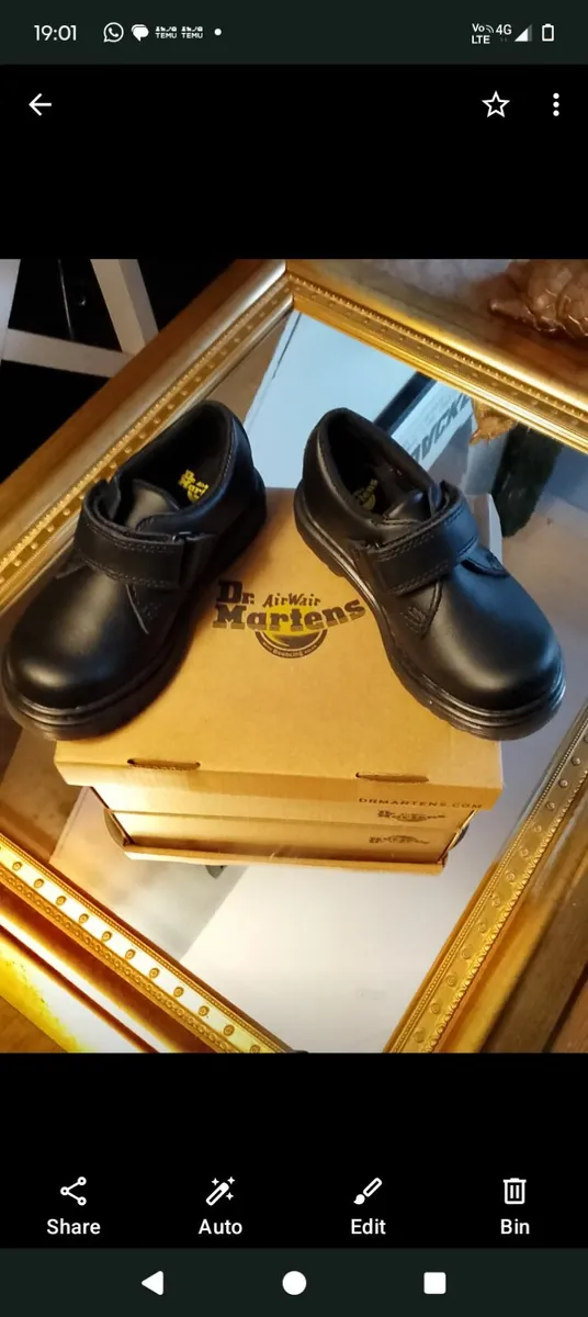 Dr Martin Kids Shoes. Size Uk 6 & 8 Still in boxes - Image 2