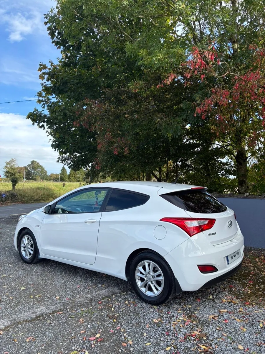 Hyundai i30 Van - Image 4