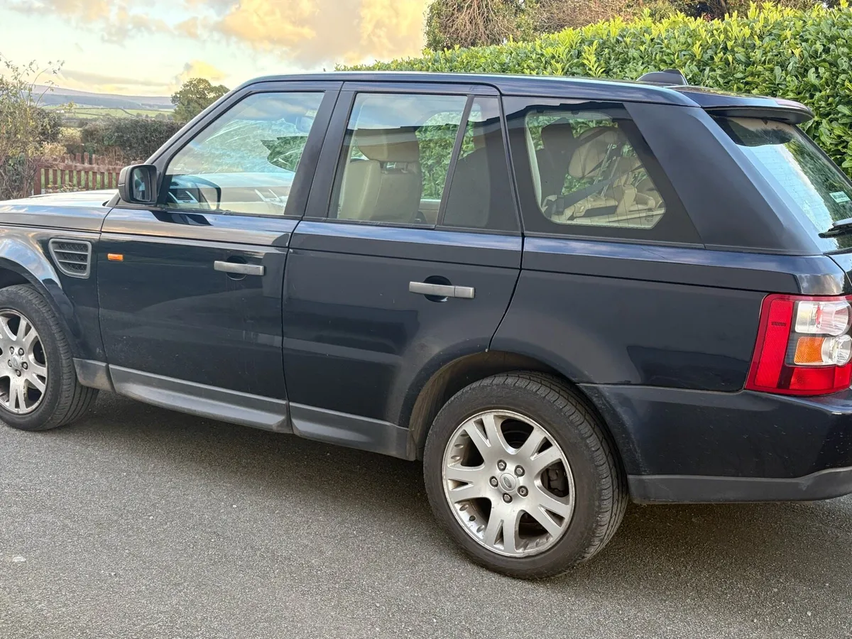 Range Rover Sport SE - Image 4