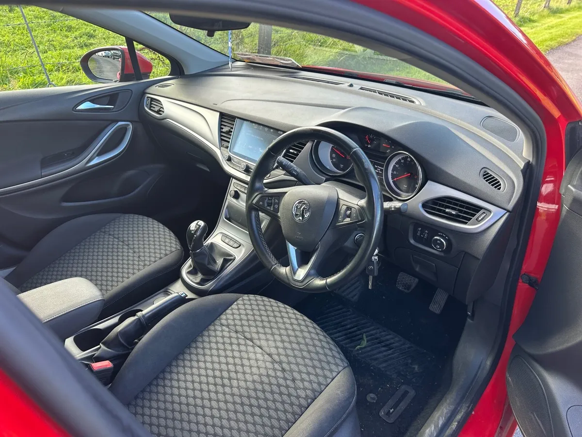 Vauxhall Astra 2018 - Image 4