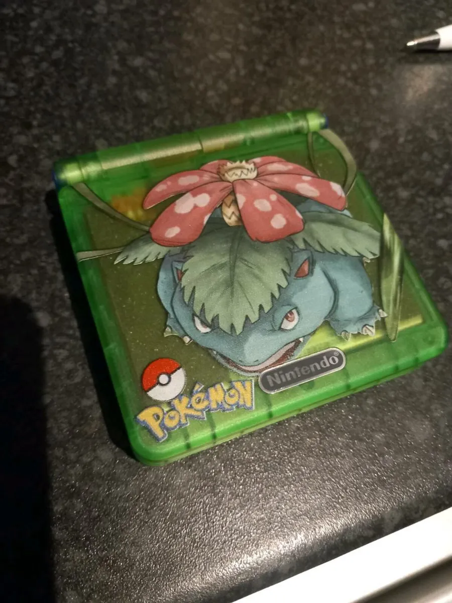 Gameboy advance sp Pokemon Venusaur edition - Image 1