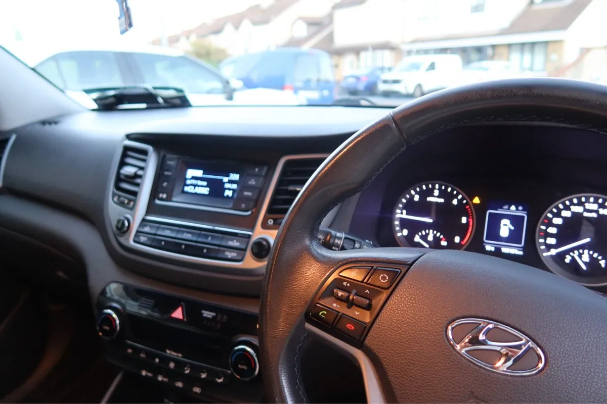 Hyundai Tucson Comfort 2016 Diesel - Image 4