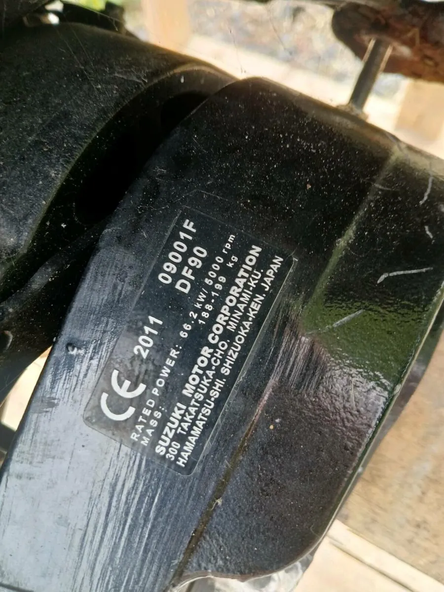 Boat engine - Image 4