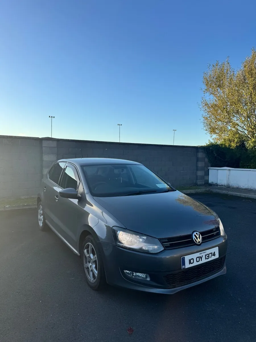 Volkswagen Polo 2010 - Image 1