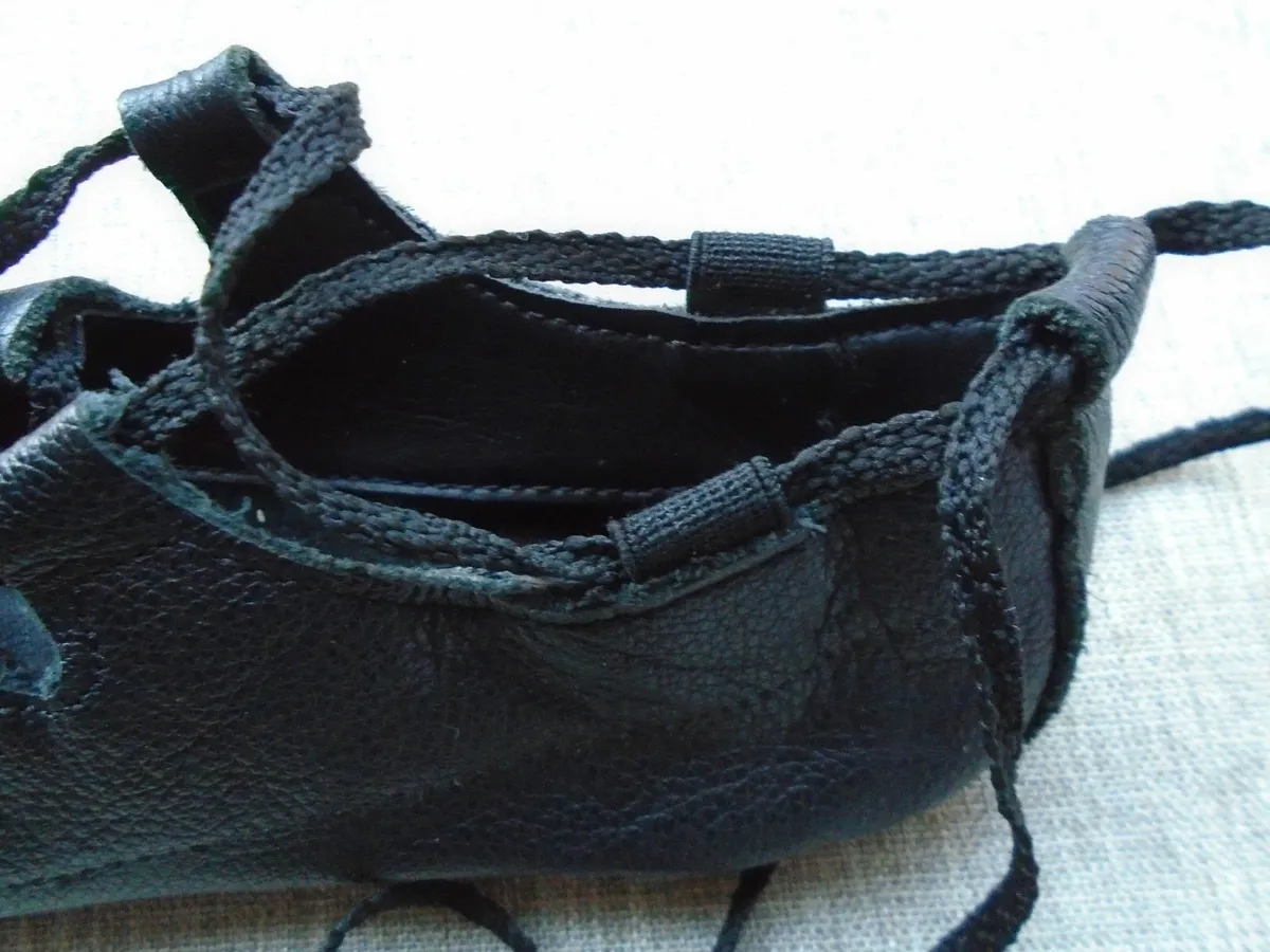 Inishfree Irish dancing shoes, Size 13 - Image 2