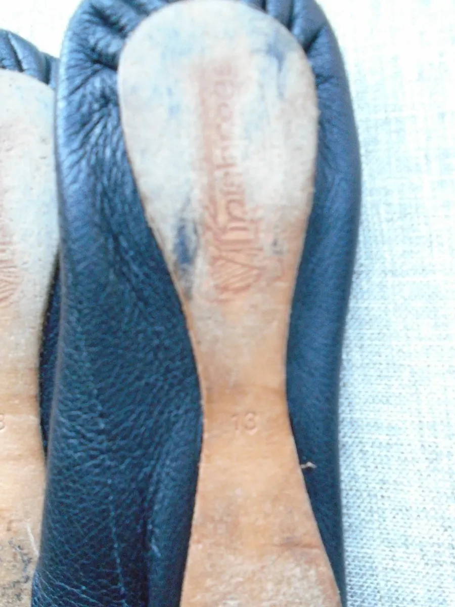 Inishfree Irish dancing shoes, Size 13 - Image 3