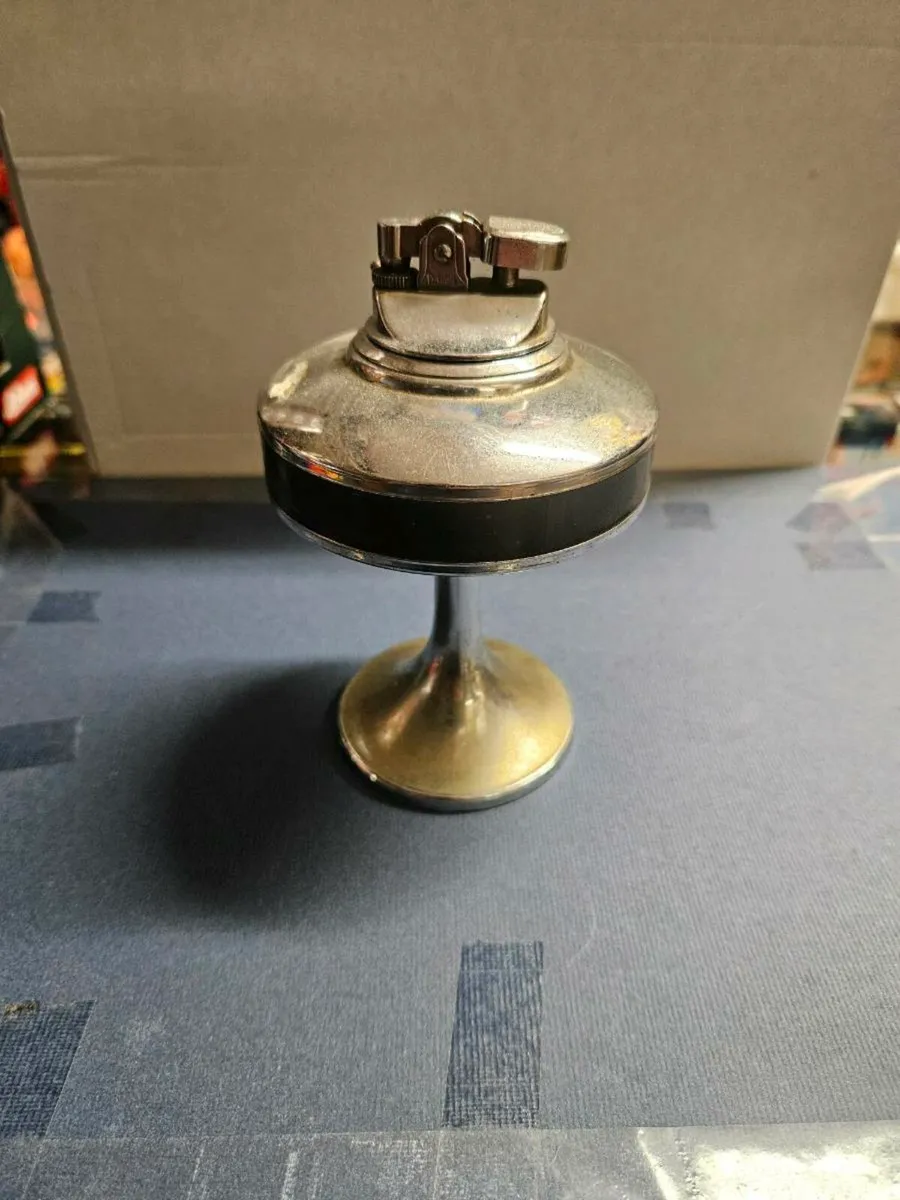 Vintage Artdeco Cigarette lighter - Image 1