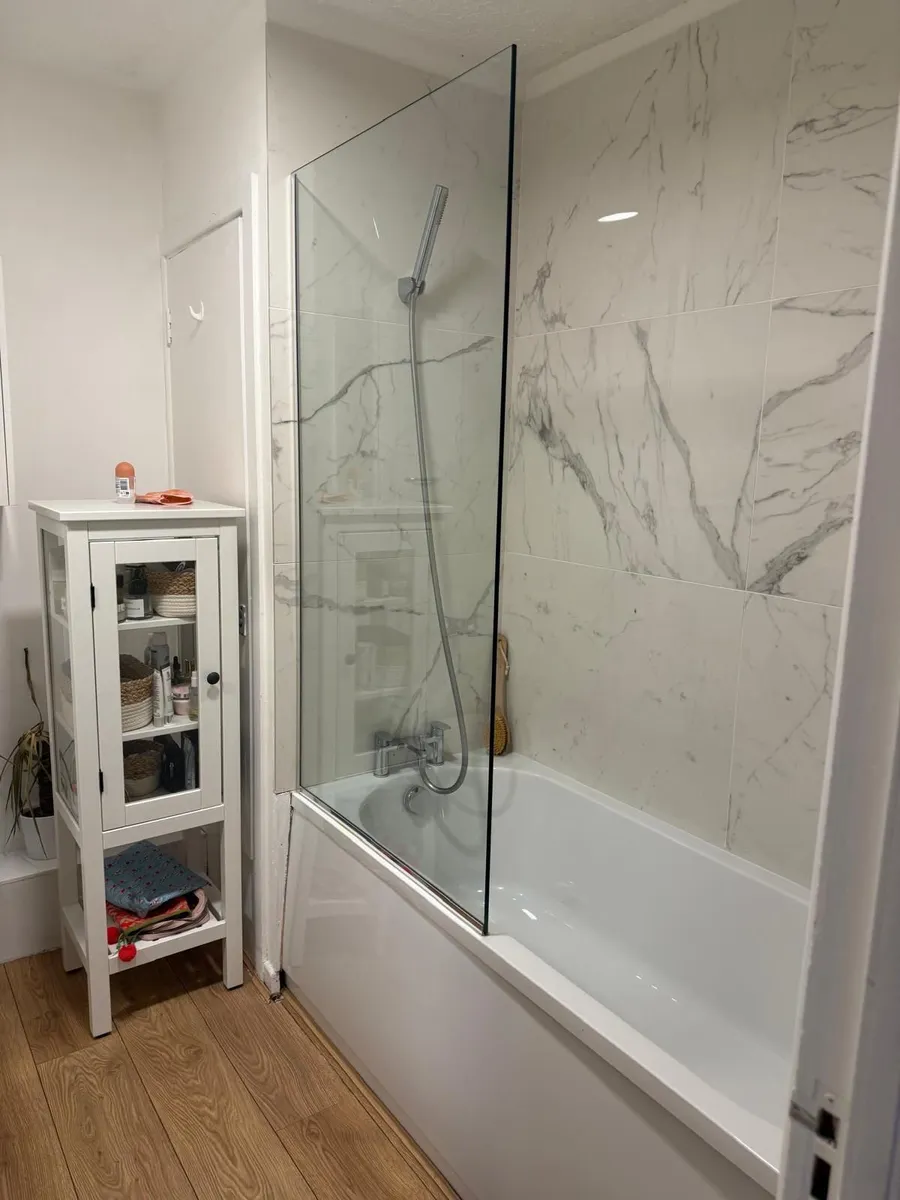 Shower column and mixertap - Image 1