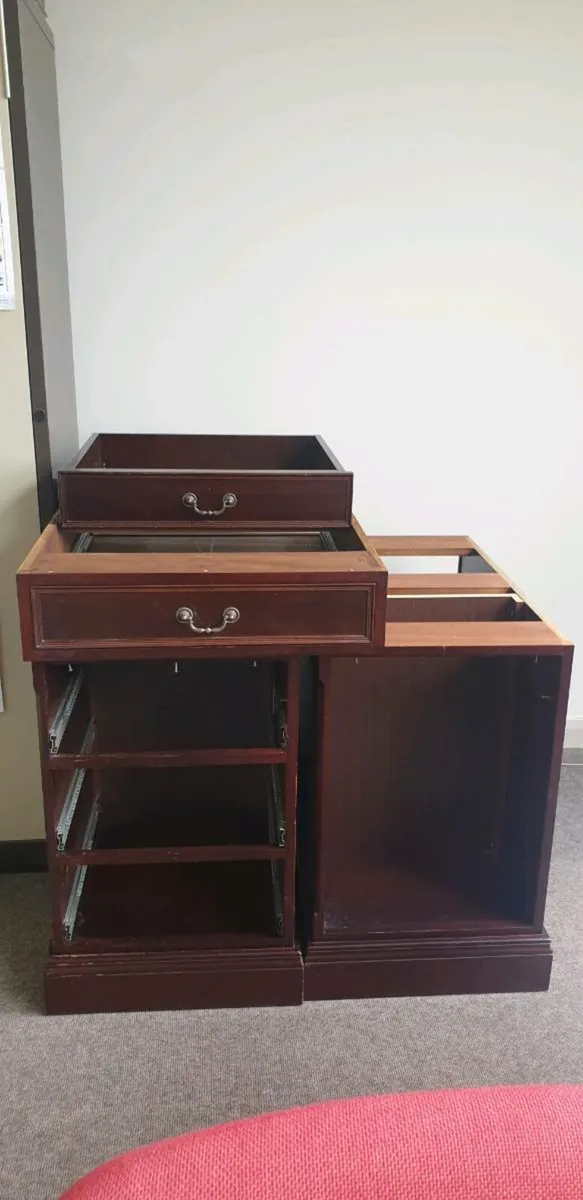 Lifetime Investment Executive Desk - Image 3