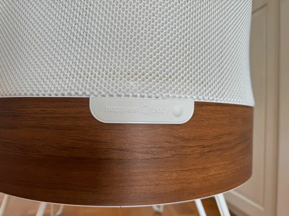 SNOO Smart Bassinet with warranty and extras - Image 4