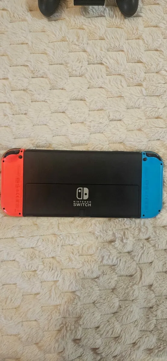 Nintendo switch oled - Image 4