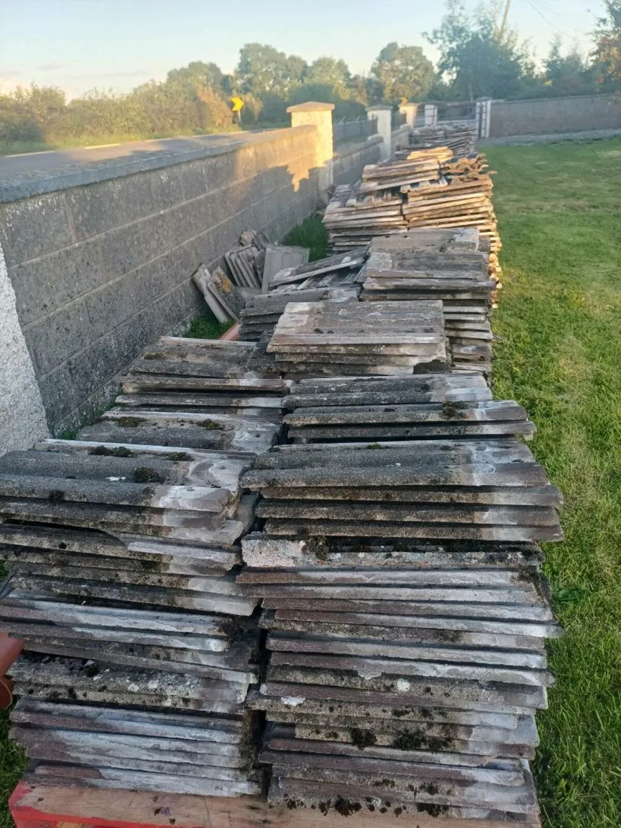 Roof tiles good condition - Image 1
