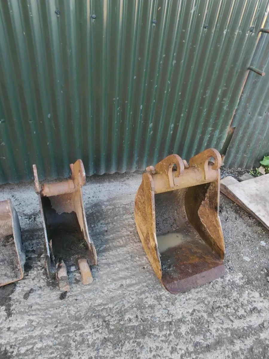 Hydraulic quick hitch - Image 4