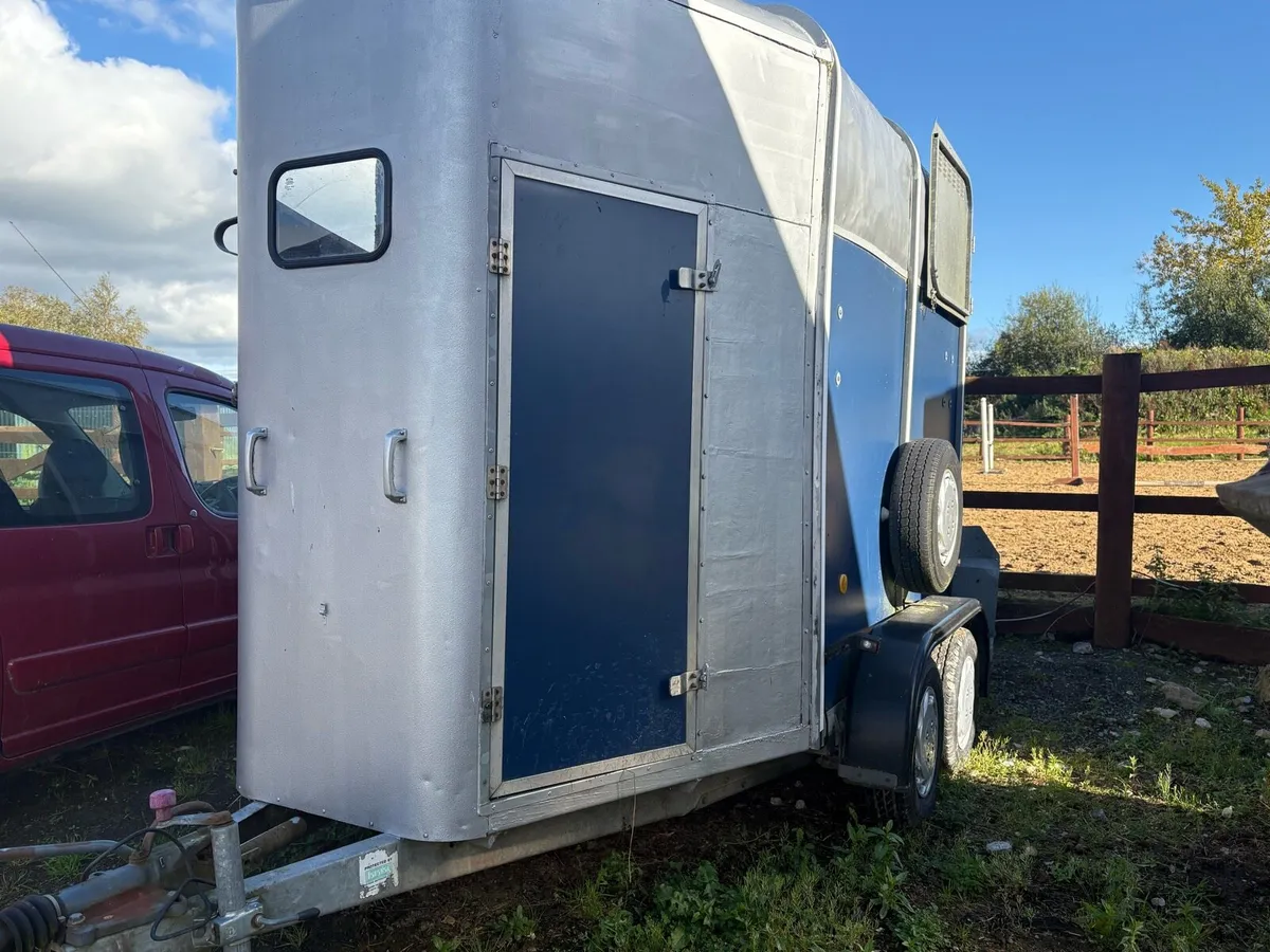 Horse Box - Image 2